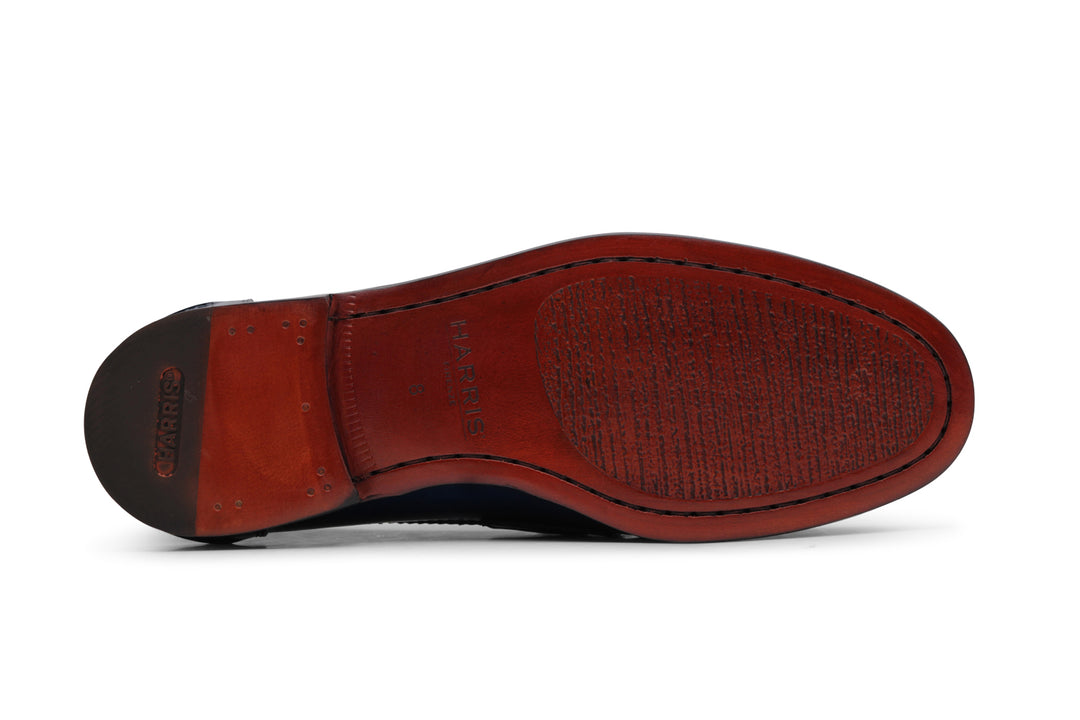 Mocasín de cuero pintado a mano