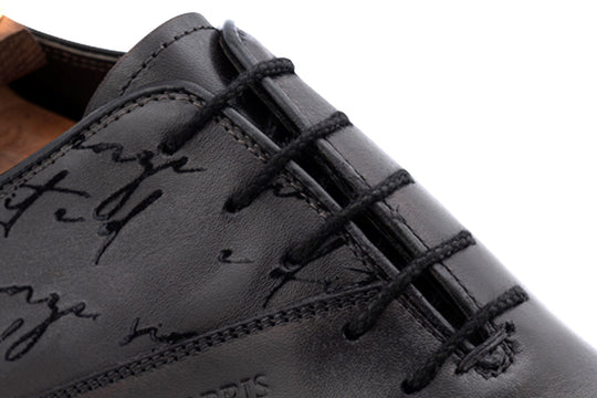 Hand -painted Signature Strinature