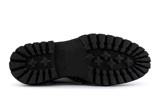 Derby in paint and leather