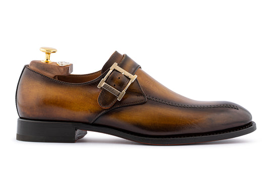 Monofbbbia in hand painted leather with hand stitching