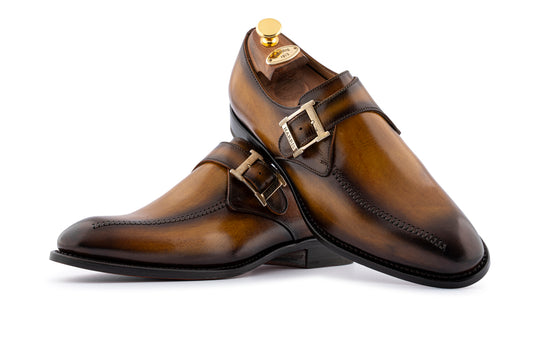 Monofbbbia in hand painted leather with hand stitching