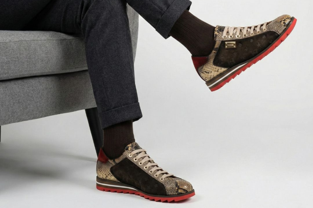 Sneakers in camoscio monogram e pitone