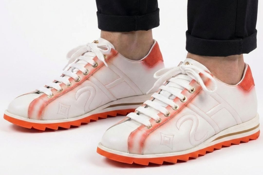 Sneaker en cuir nuancé et daim