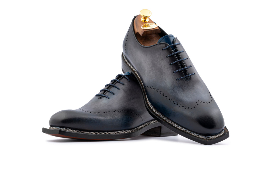 Hand-painted leather derby shoe