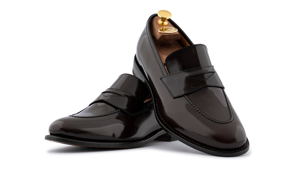 Brushed leather moccasin