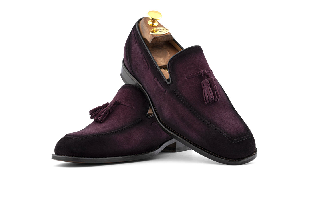 Moccasin with pom pom in hand-shaded suede