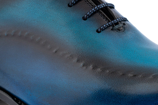 Zapatos brogue de piel pintados a mano