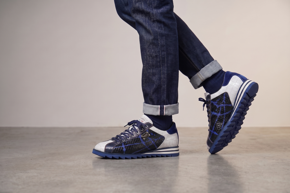 Sneakers in pitone ed effetto coccodrillo