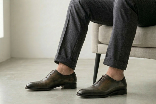 Handbemalte Brogues mit Handnaht