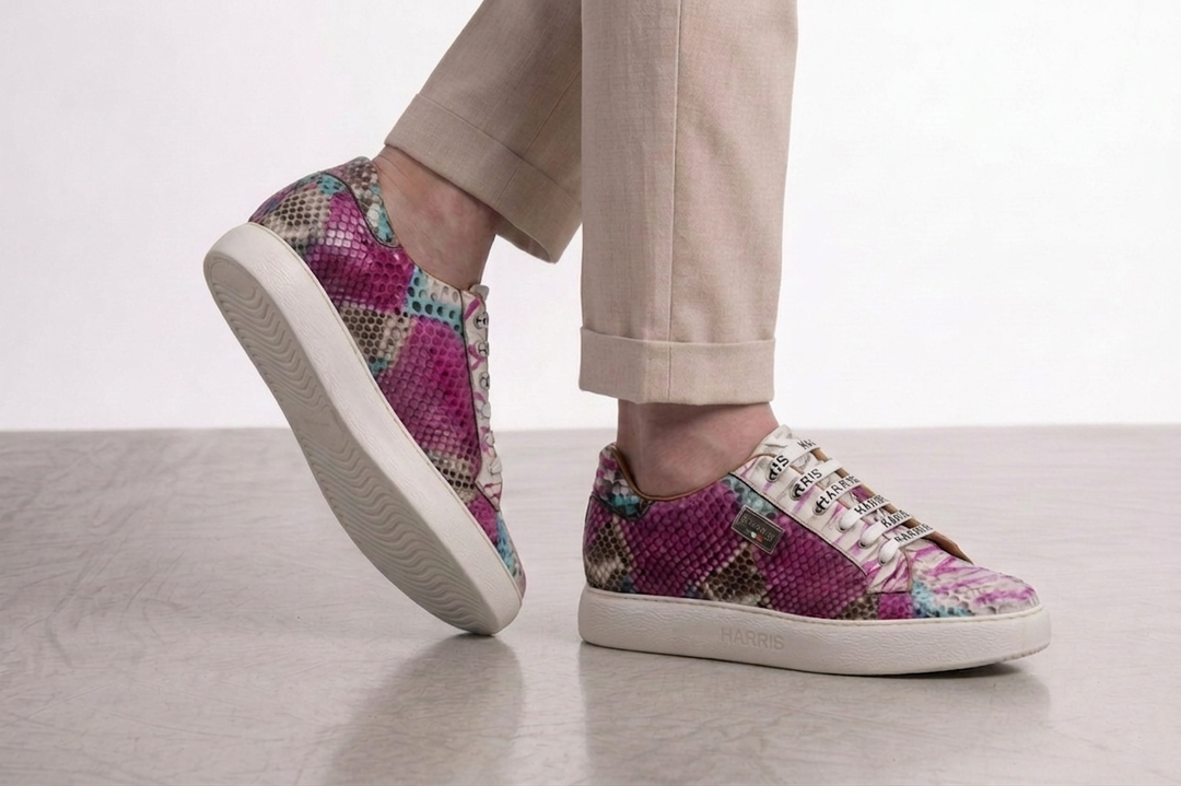 Mehrfarbige Python-Sneaker