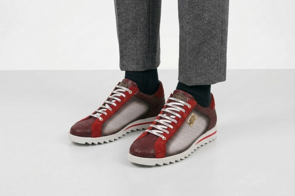 Baskets imprimées effet perforé