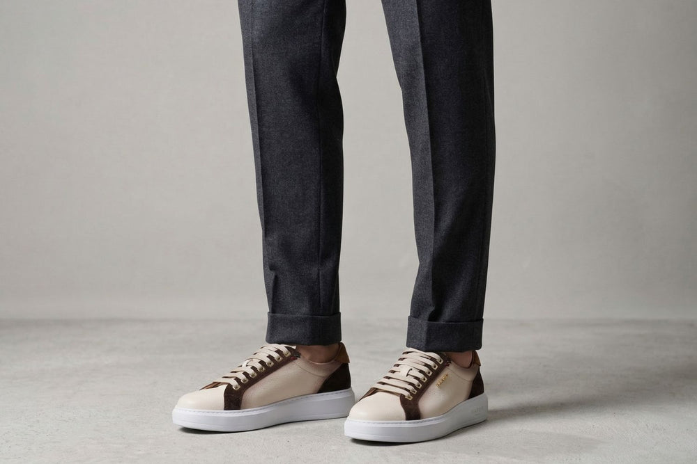 Sneakers in soft leather and suede