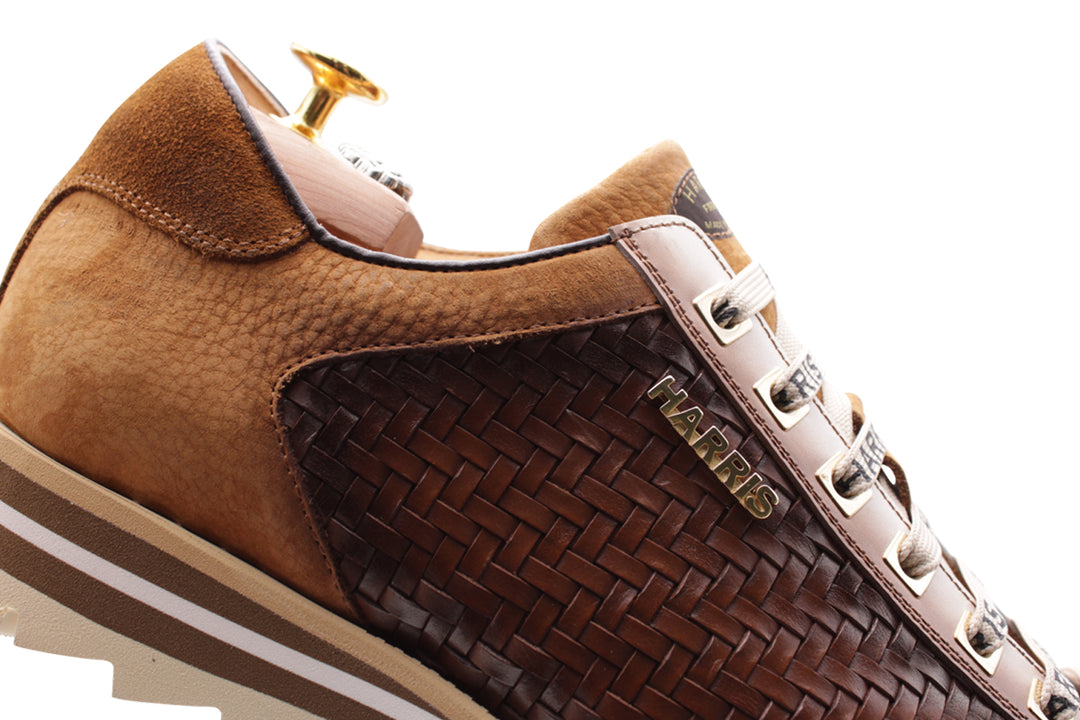 Sneakers in pelle intrecciata sfumata a mano