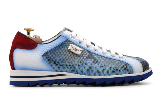 Sneakers in pelle pregiata e stampata