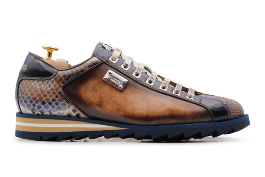 Sneakers in pelle e pitone dipinto a mano