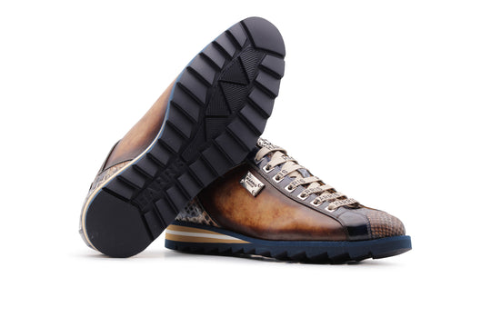 Sneakers in pelle e pitone dipinto a mano
