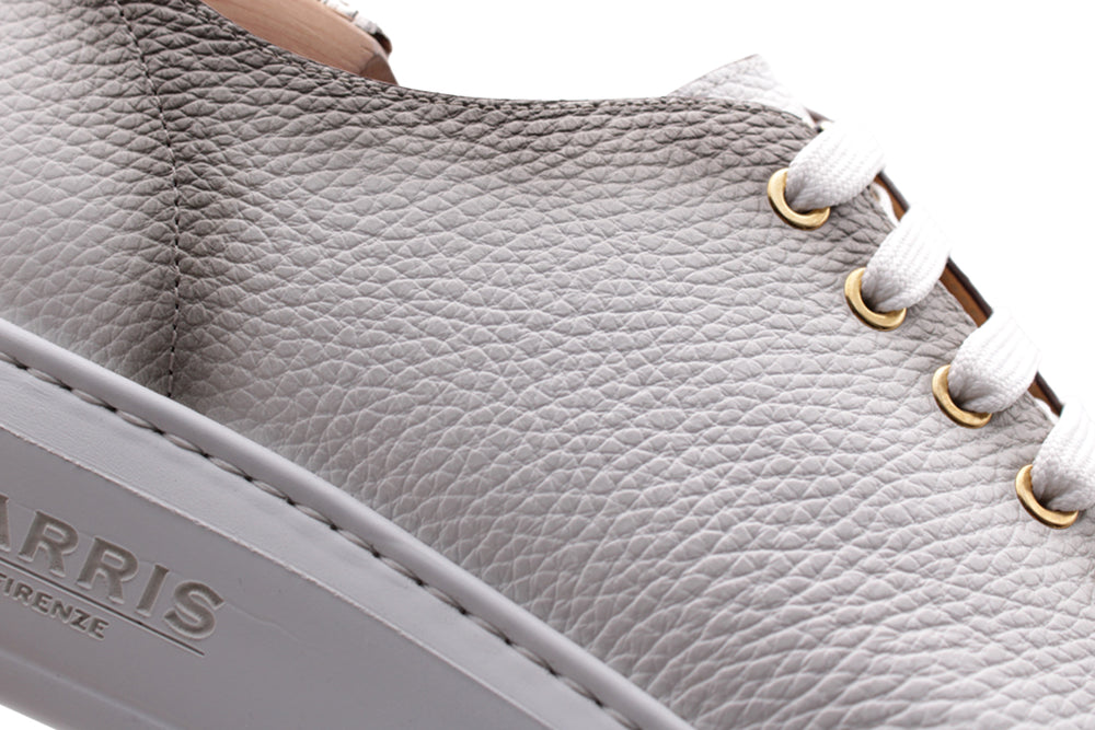 Sneaker en cuir souple ombragé à la main