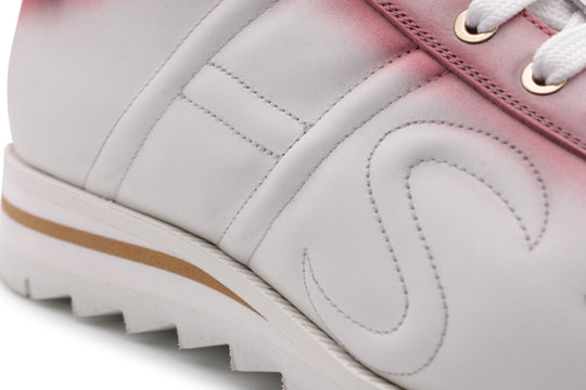 Sneaker aus schattiertem Leder und Wildleder