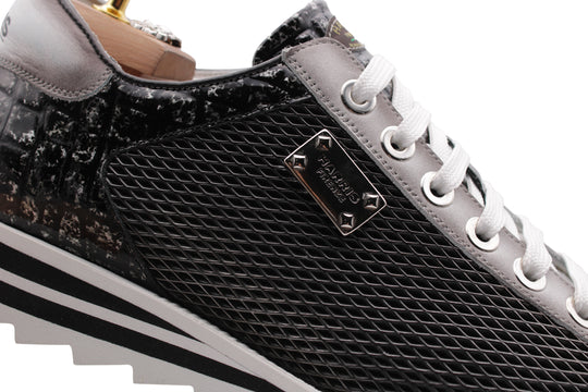 Crocodile effect and perforated sneakers