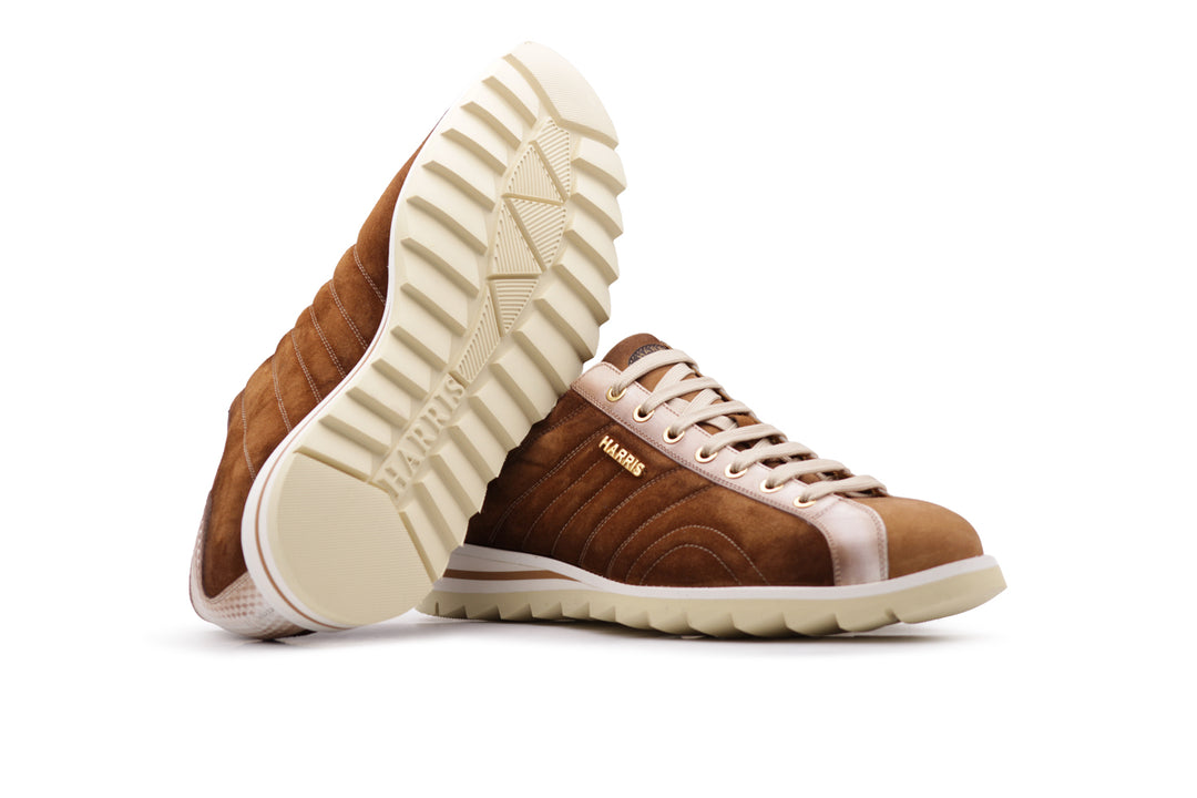 Sneakers comfort in suede