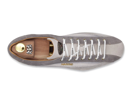 Sneakers ultra leggera in suede