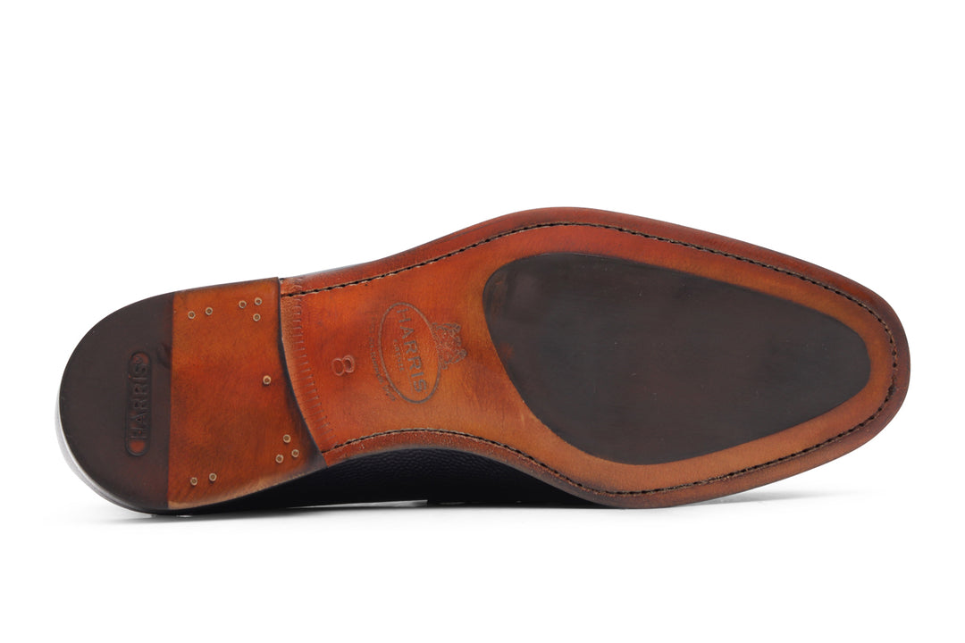 Moccasin in rice grain-embossed leather